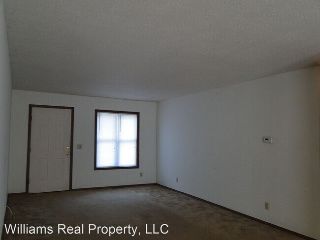 Building Photo - 810 Innsbrook Dr