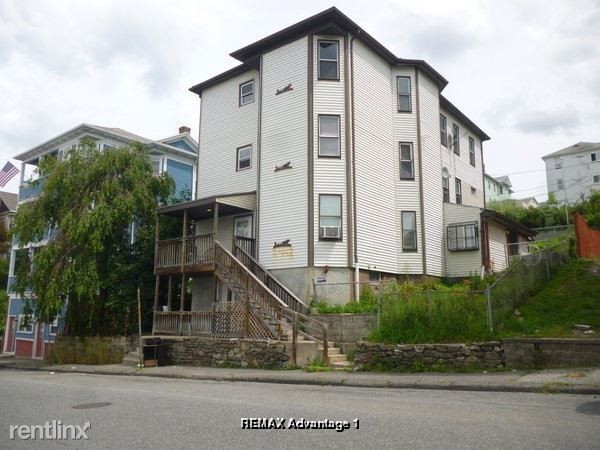 Primary Photo - 3 br, 1 bath Apartment - 125 Perry Ave