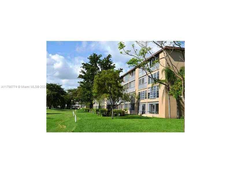 Foto principal - 101 SW 132nd Way