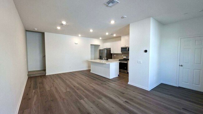 Foto del edificio - 3943 E Carmel Privado