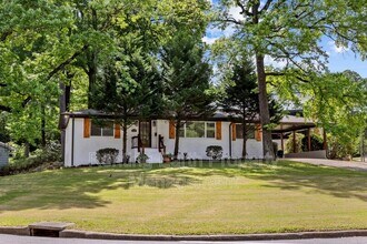 Building Photo - 4501 Linpark Dr