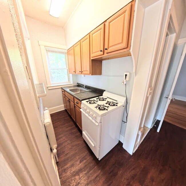 Foto del edificio - 1615-1625 East Ave Unit-116