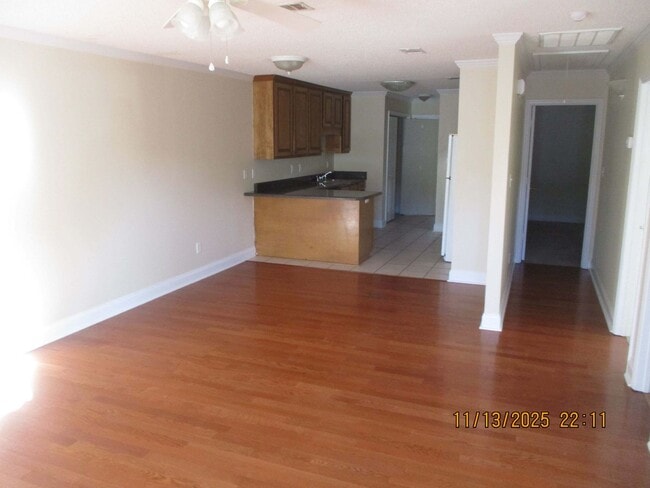 Building Photo - 2021 Hidden Ct