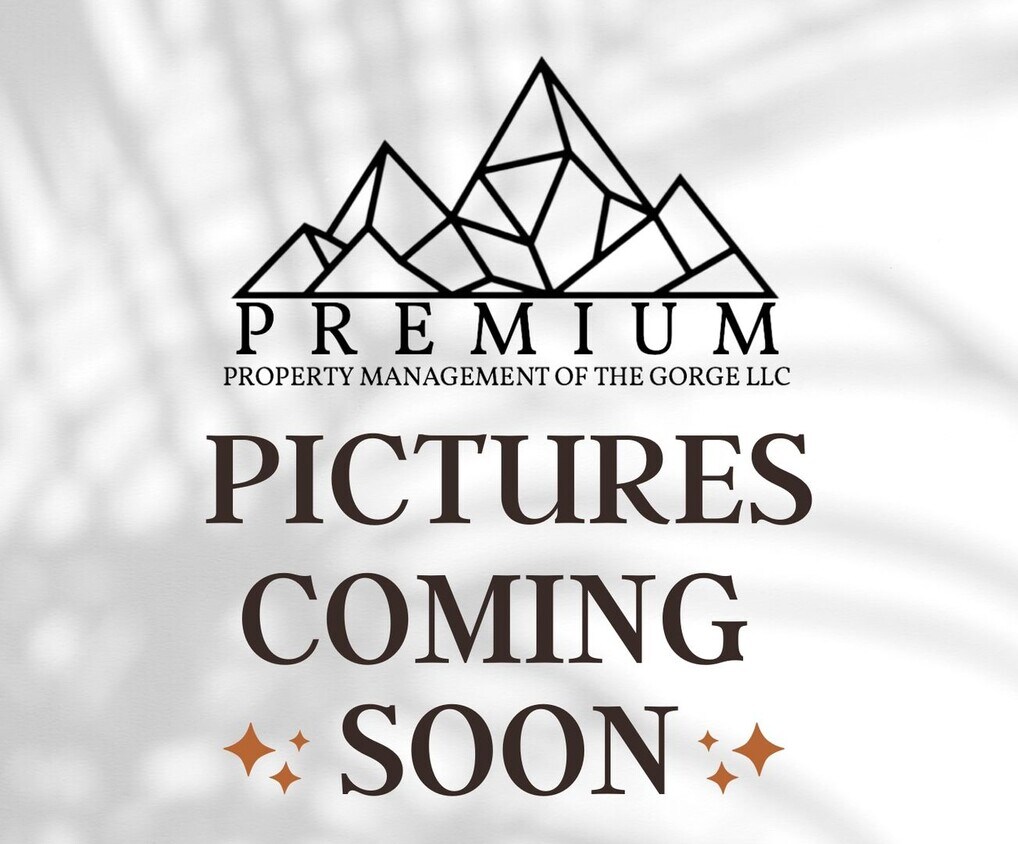 Foto del edificio - 3 BED 2.5 BATH NEW BUILD!