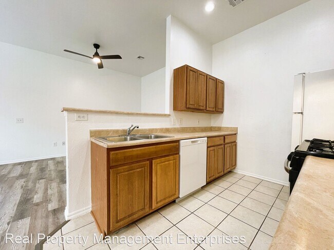 Building Photo - 3 br, 2 bath House - 2064 24th Ave SE