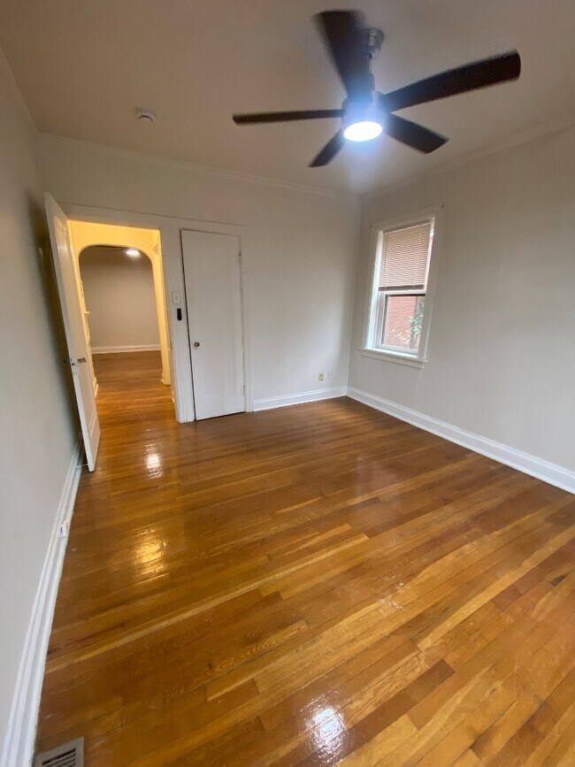 Foto del edificio - 7336-103 Forsyth Blvd