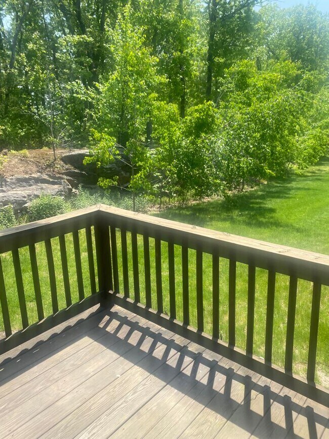Building Photo - 129 Caspian Way