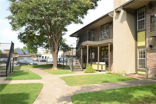 Building Photo - Beautiful 1/1 Allendale Condo