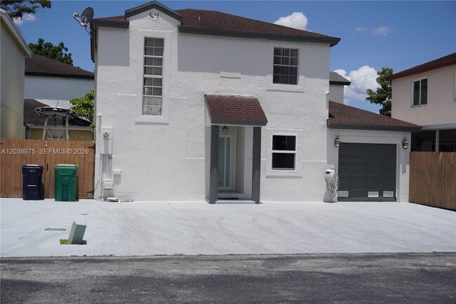 Building Photo - 9132 SW 148th Ct