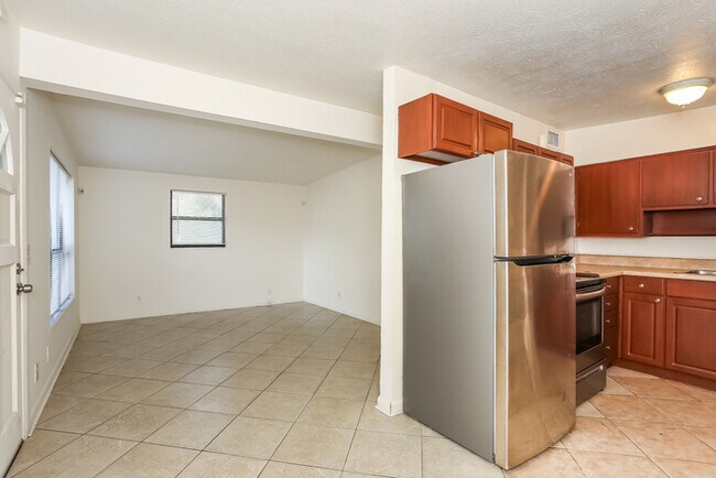 Foto del edificio - 1004 Maynard St