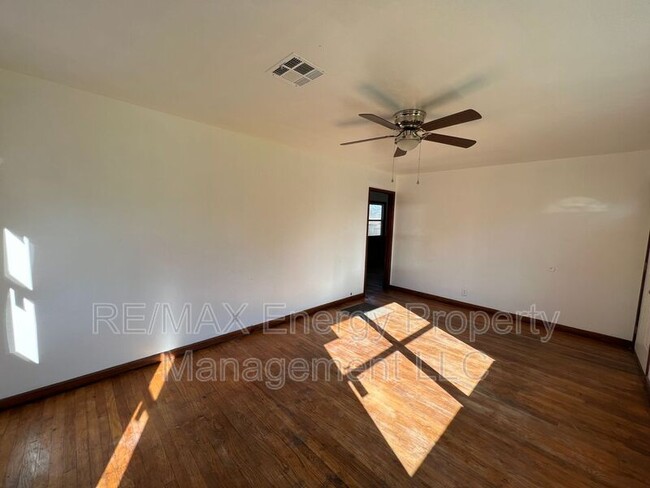 Building Photo - 712 N Pennsylvania Ave