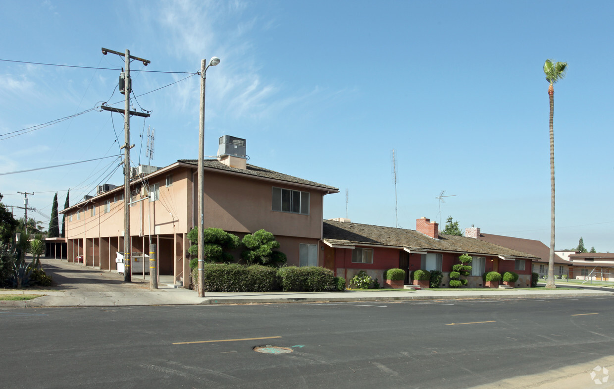 Primary Photo - 234 N Eaton Ave