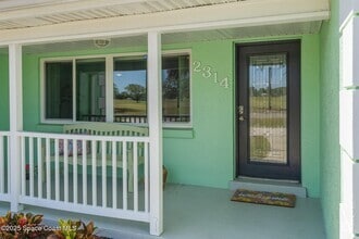 Building Photo - 2314 Scenic Dr