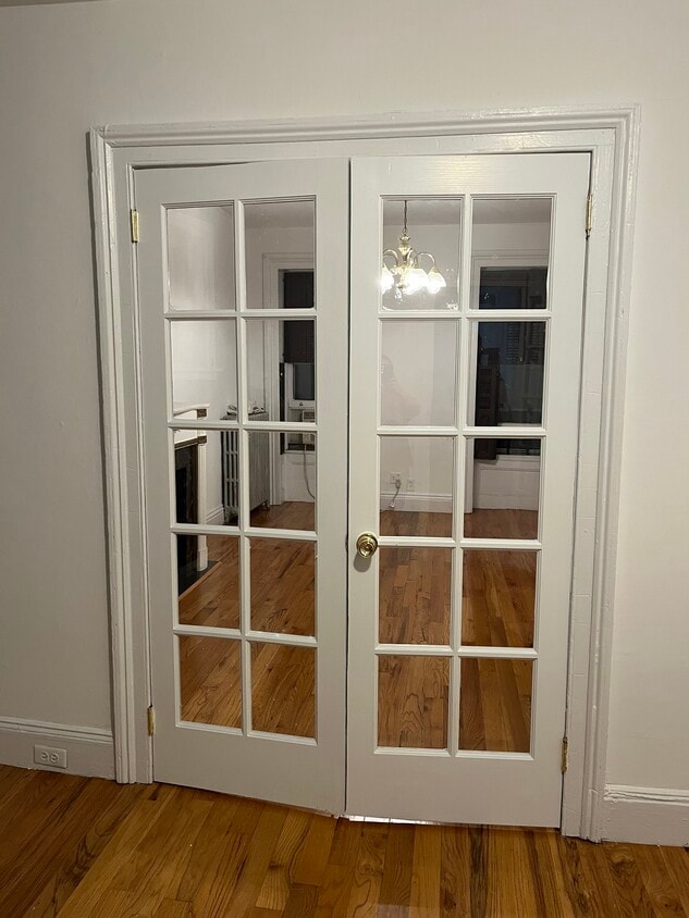 Primary Photo - 142 Clinton Ave