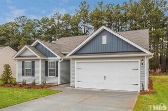 Building Photo - 100 Shallow Dr