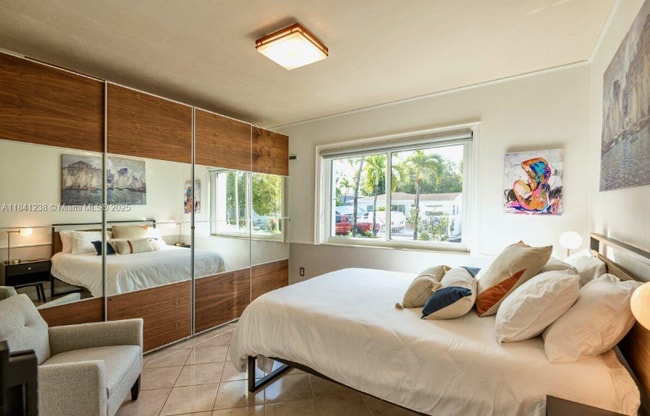 Foto del edificio - 1745 SW 11th Terrace