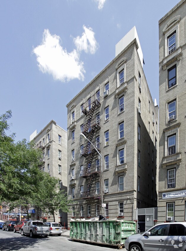 Building Photo - 75 W 190th St