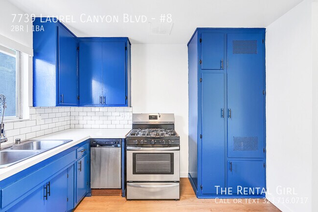 Foto del edificio - 7739 Laurel Canyon Blvd