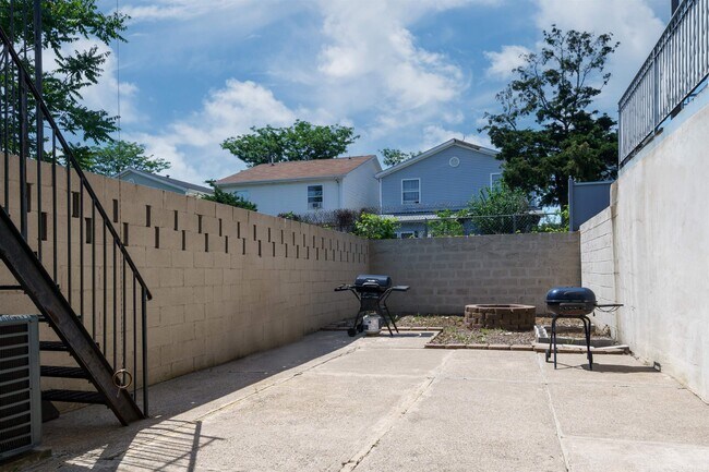 Foto del edificio - 433 Pacific Ave