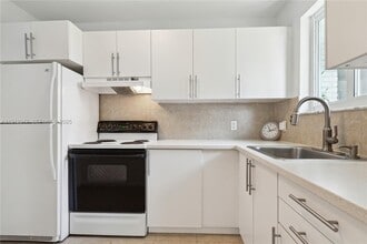 Building Photo - 793 NW 91st St