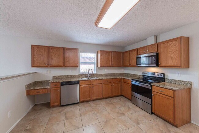 Foto del edificio - Great Location!