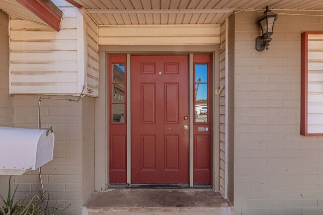 Foto del edificio - Stunning 5 bedroom home in Tempe with spar...