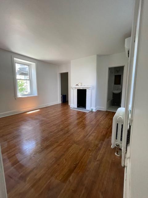 Photo - 25 W Southampton Ave - FIRST FLOOR Apartment