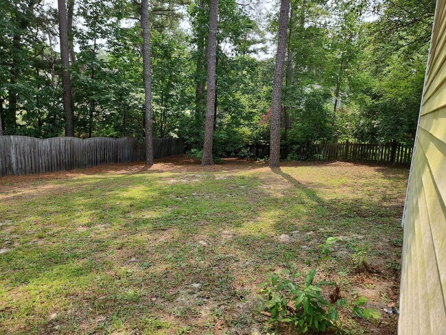 Foto del edificio - Near Sand Hills Mall