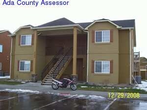 Building Photo - 3025 W Acarrera Ln