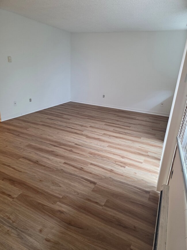 Foto del edificio - 3610 14th Ave W