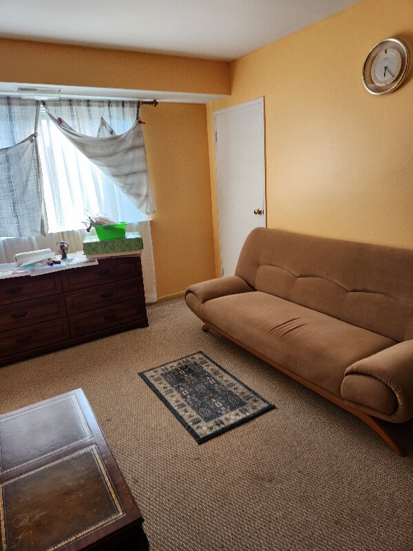 Primary Photo - 9921 Bustleton Ave