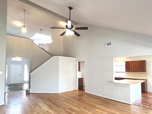Building Photo - 16018 Jast Dr
