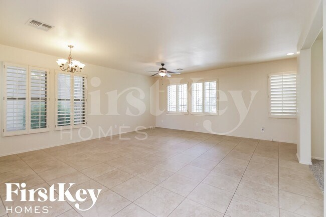 Foto del edificio - 3441 S Jacana Ln