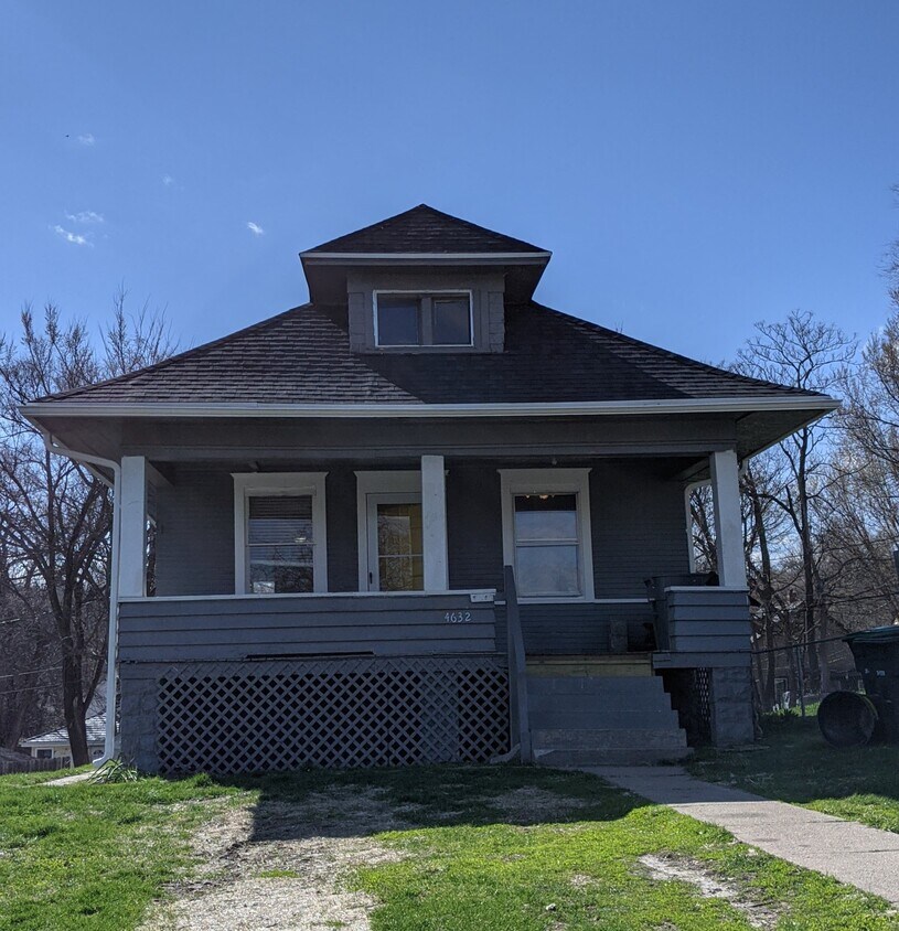 4632 N 36th St, Omaha, NE 68111 House for Rent in Omaha, NE