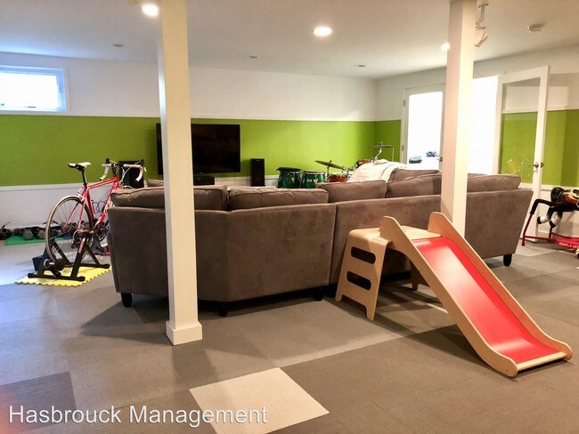 Foto del edificio - 3 br, 2 bath House - 1422 Lester Drive