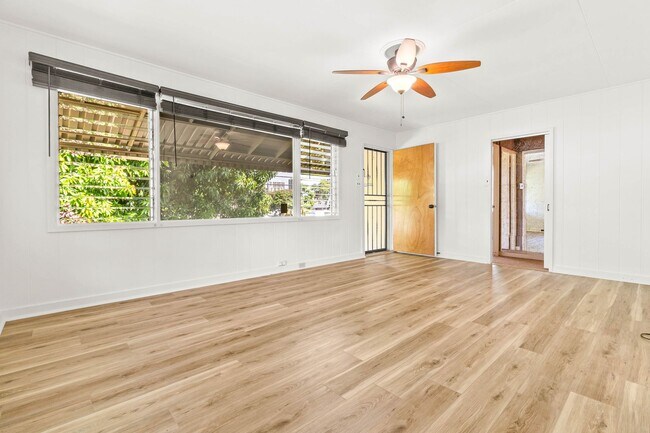 Foto del edificio - Charming 3-bedroom, 1.5-bathroom house loc...