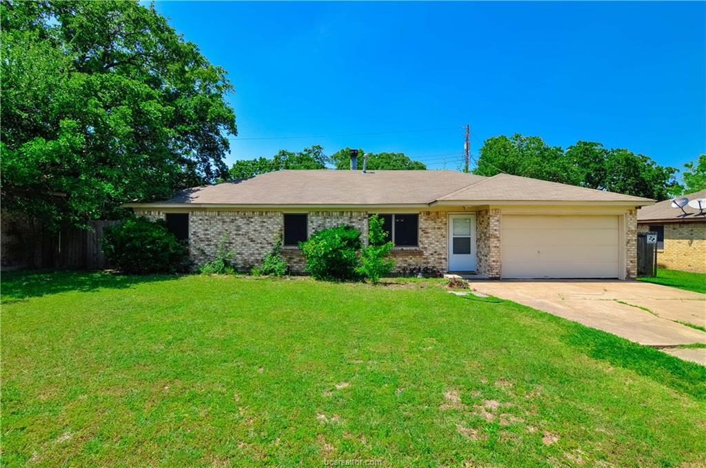 Primary Photo - 2711 Allen Forest Dr