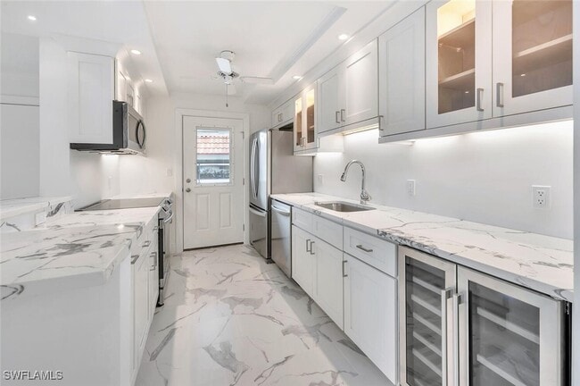 Building Photo - 222 Harbour Dr