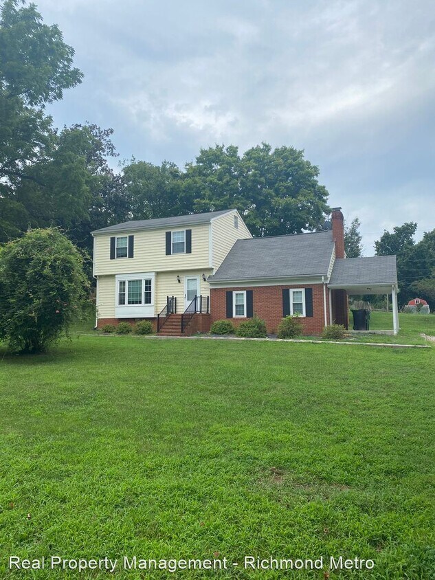 Primary Photo - 4 br, 2.5 bath House - 3810 Cedar Grove Road