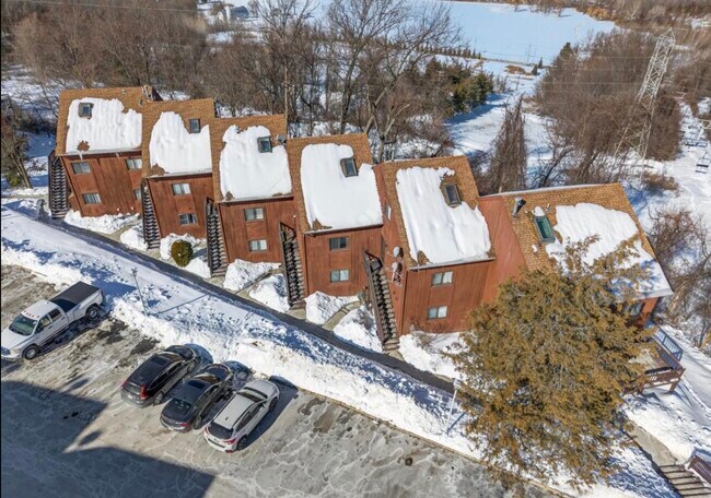 Building Photo - 7 Arapahoe Dr