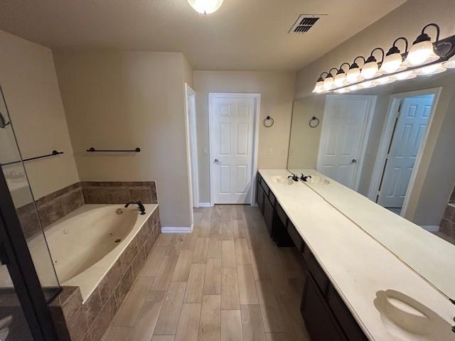 Building Photo - 1352 Saddleback Ln