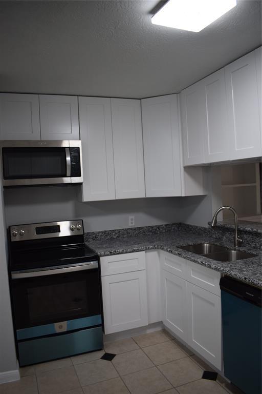 Building Photo - 4307 Belle Park Dr