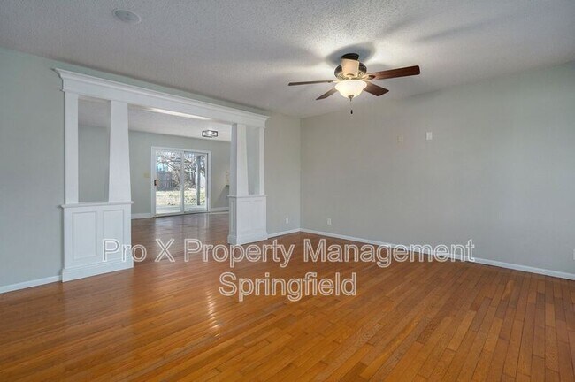 Building Photo - 4811 S McCann Ave