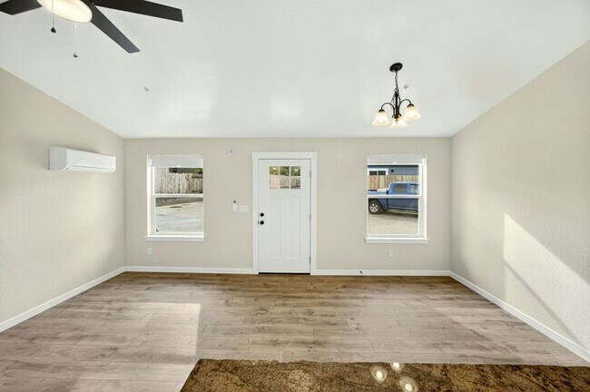 Foto del edificio - Brand New Single Level Home