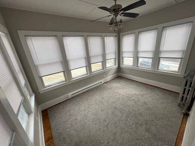 Foto del edificio - 571 Jefferson St