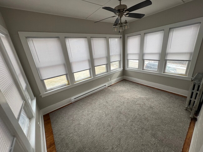 Building Photo - 571 Jefferson St