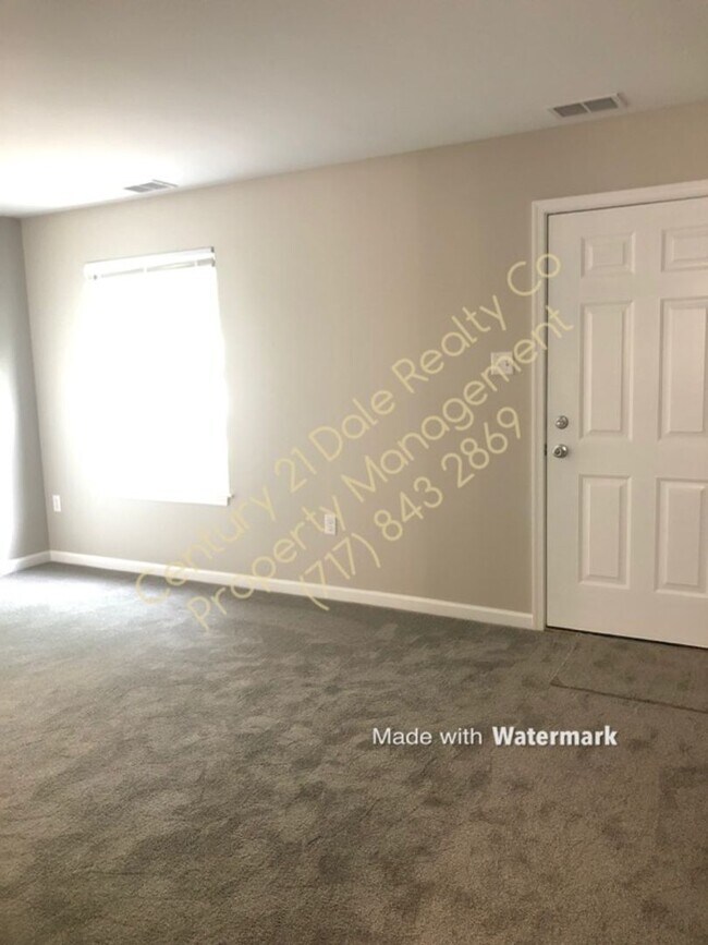 Foto del edificio - Lovely 2 Bedroom Home in Central School Di...