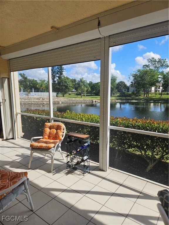 Foto del edificio - 14901 Park Lake Dr