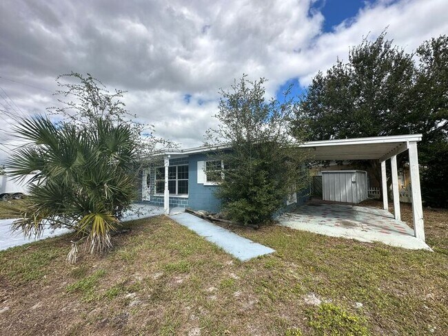 Building Photo - 9401 88th Way N