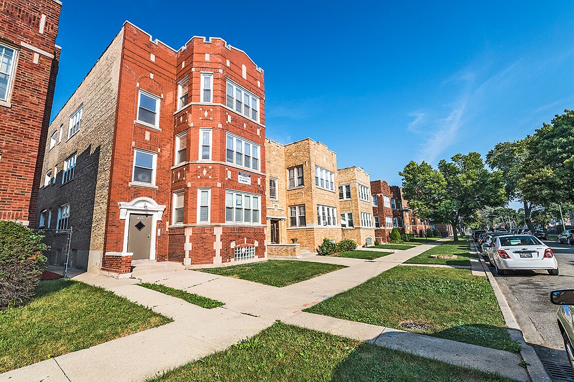 7938 S Hermitage 7938 S Hermitage Ave Chicago, IL Apartments for